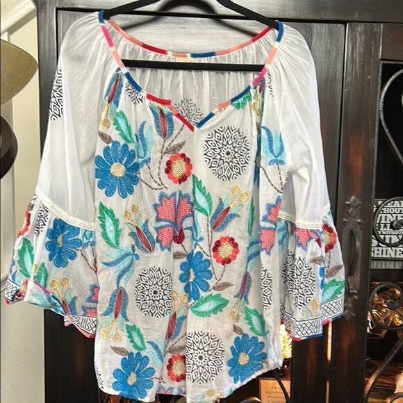 Tops - Floral Embroidered Women's Top/Lula Soul